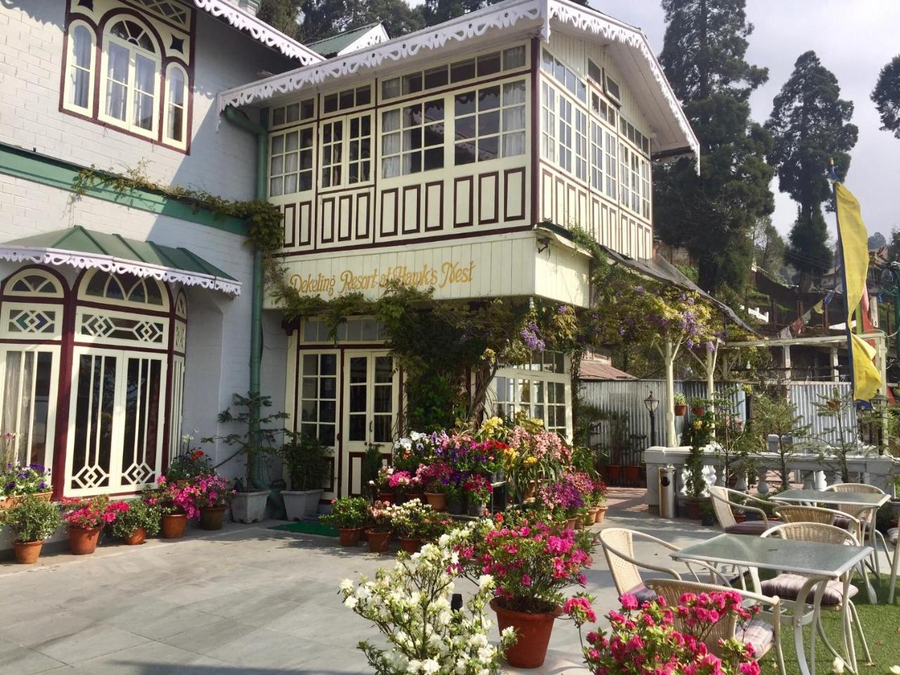Dekeling Resort At Hawk'S Nest Darjeeling  Eksteriør bilde